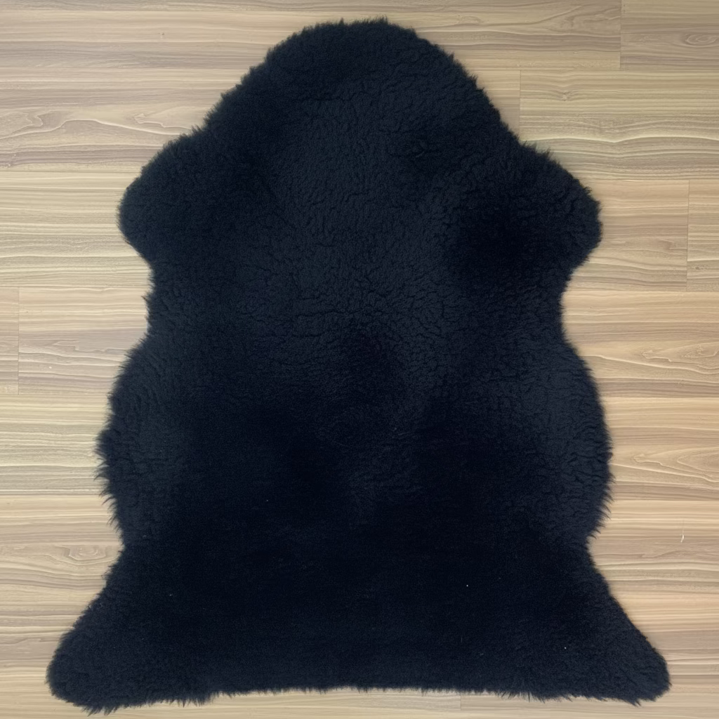GenuineFluffySheepskinblack