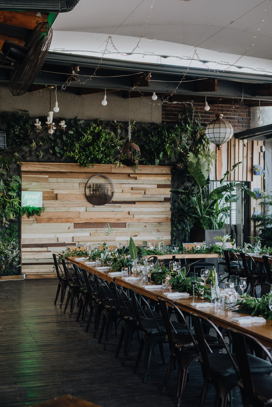 Lush Green & Gold Modern Wedding
