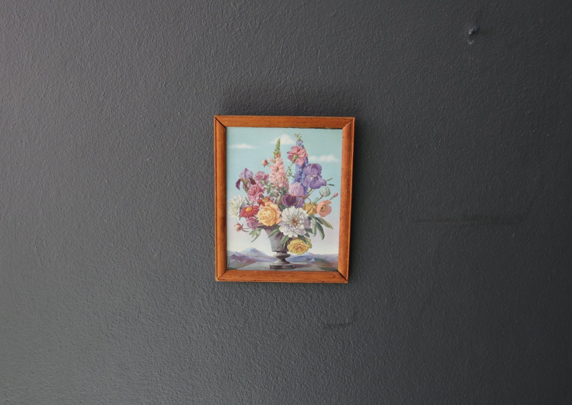 Vintage Picture Frame Floral